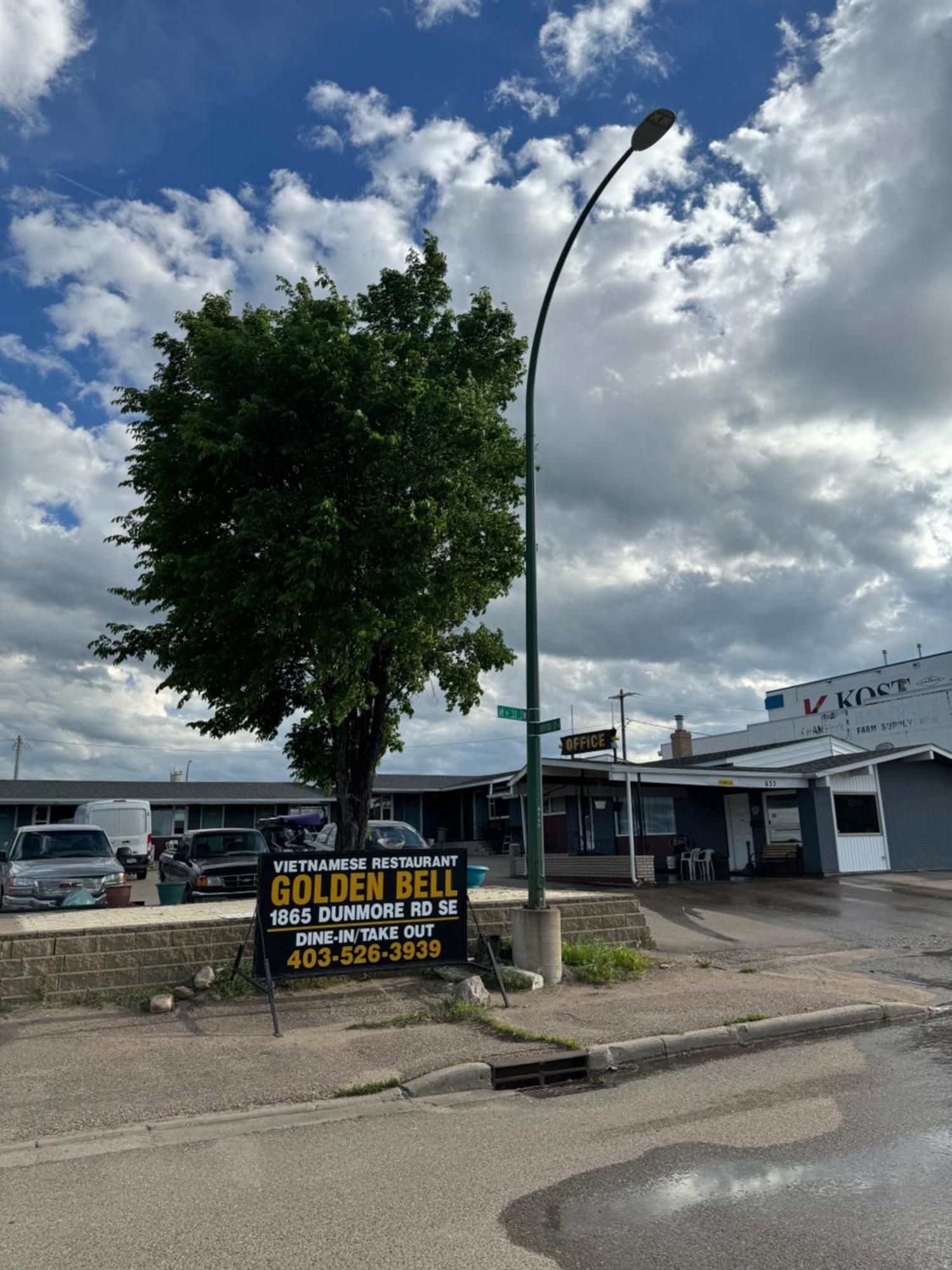 مدسين هات Ace Crown Motel المظهر الخارجي الصورة